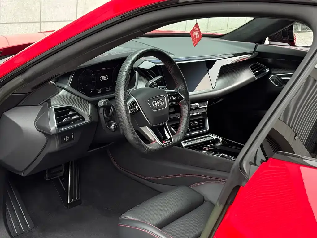 Audi RS e-tron GT 2024 из CN, фото 6