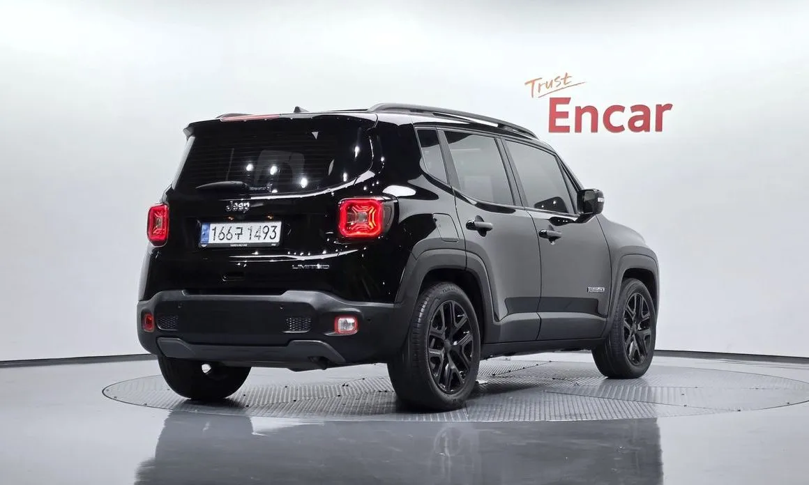 Jeep Renegade 2023 из KR, фото 5