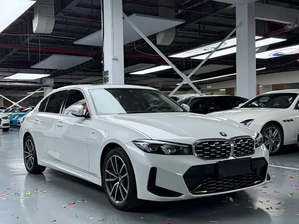 BMW 3 Series 2024 из CN, фото 5