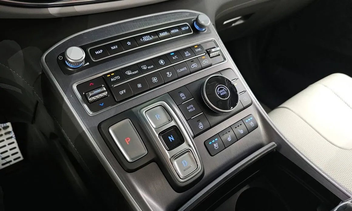 Hyundai Santafe — фото 3