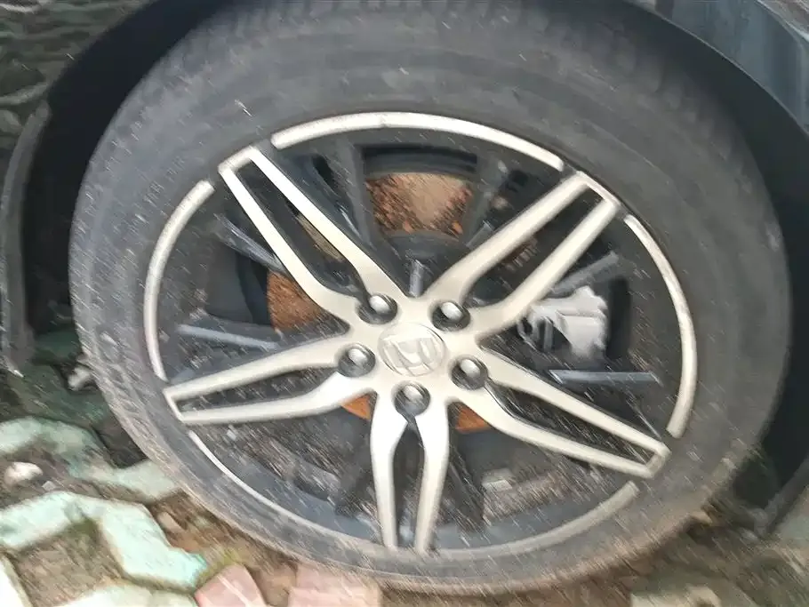Honda Accord — фото 10