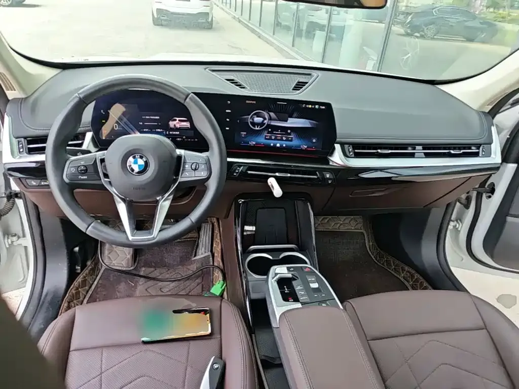 BMW X1 — фото 3