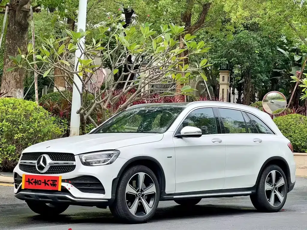 Mercedes-Benz GLC — фото 9