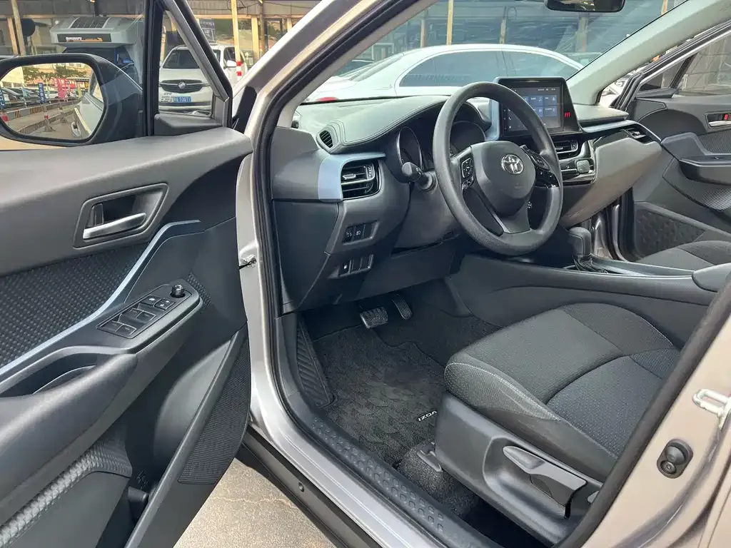 Toyota IZOA 2022 из CN, фото 5