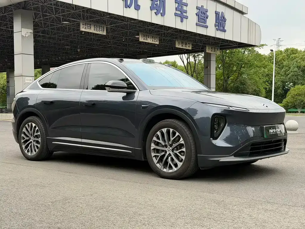 NIO EC6 — фото 9
