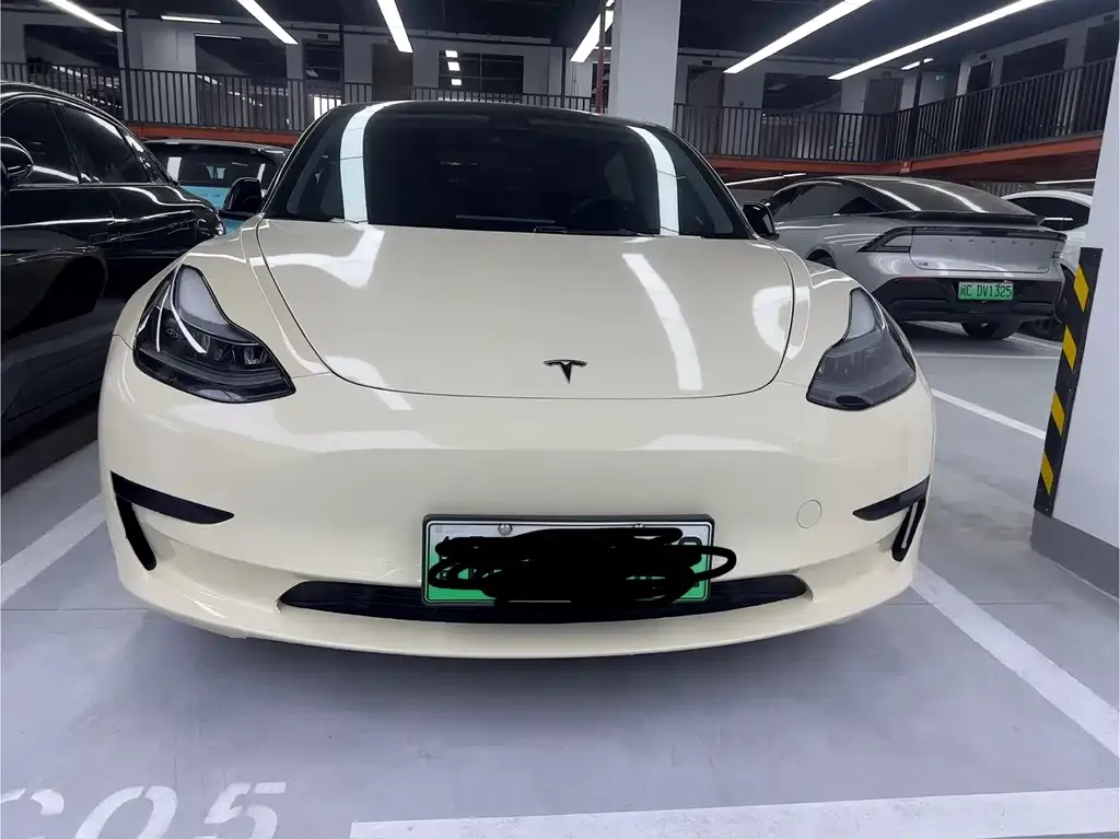 Tesla Model 3 — фото 8