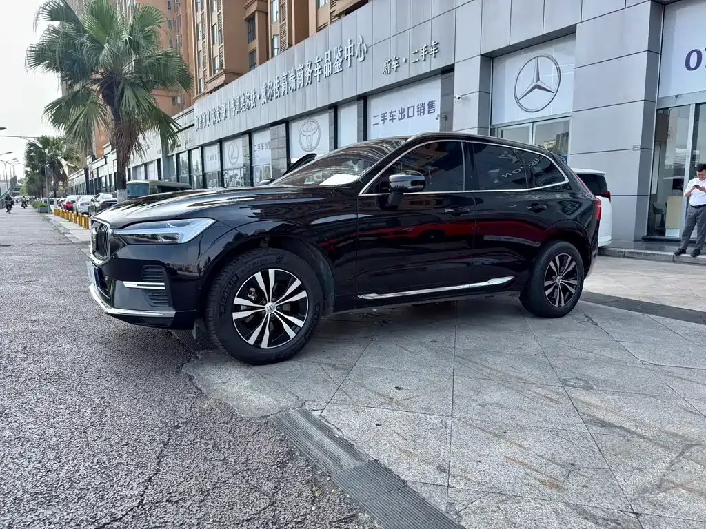 Volvo XC60 2023 из CN, фото 9