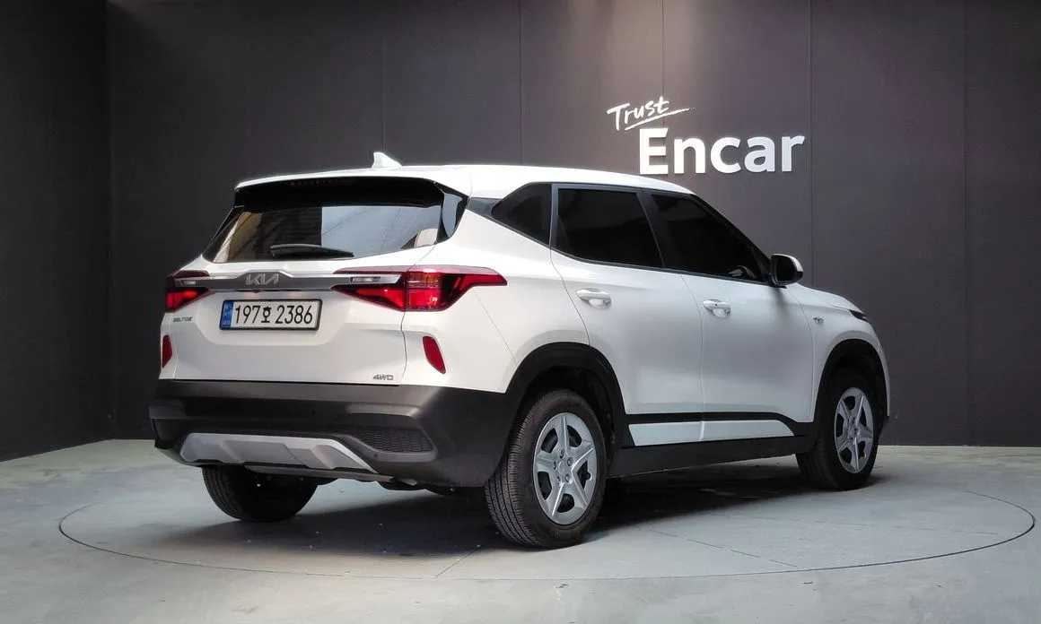 Kia Seltos 2023 из KR, фото 10