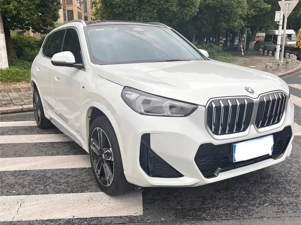 BMW X1 — фото 3