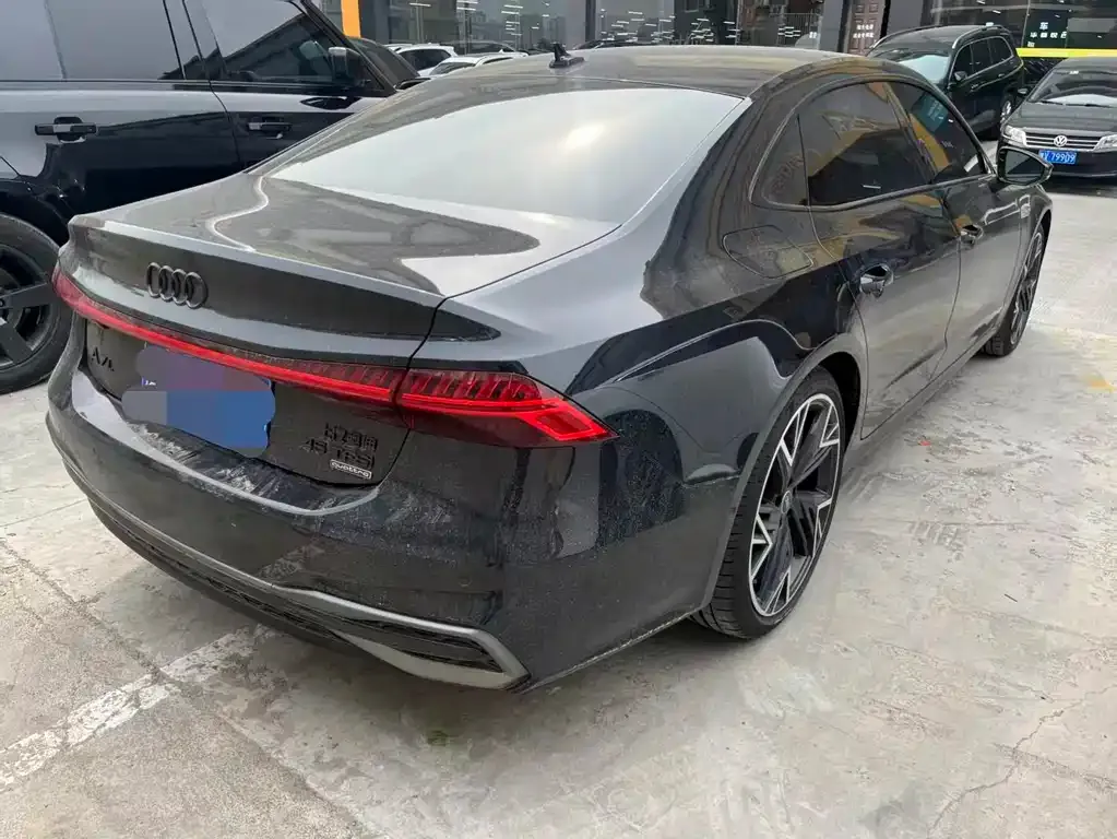 Audi A7L — фото 4