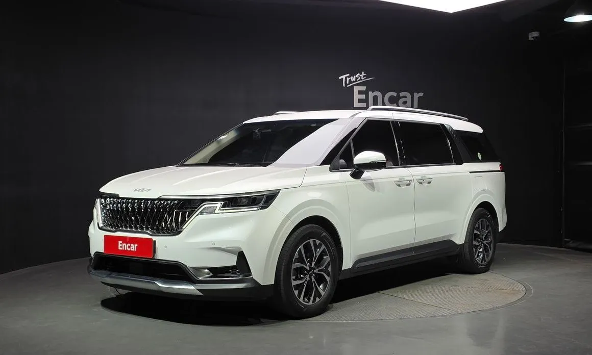 Kia Carnival 2023 из KR, фото 1