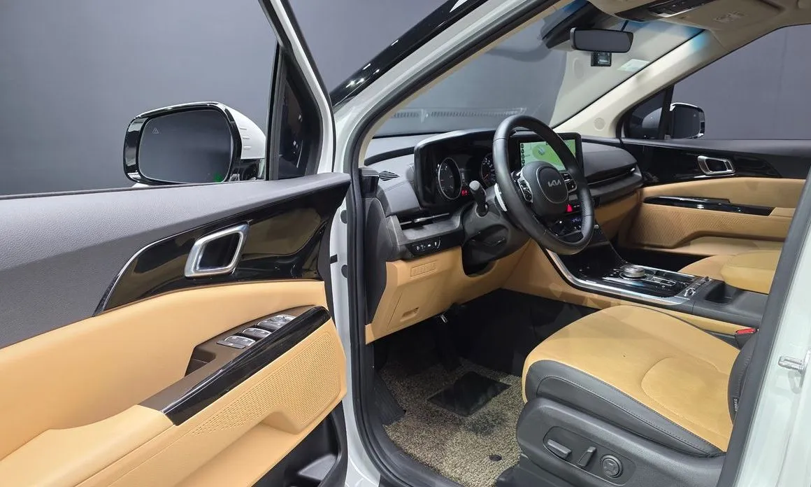 Kia Carnival 2023 из KR, фото 9