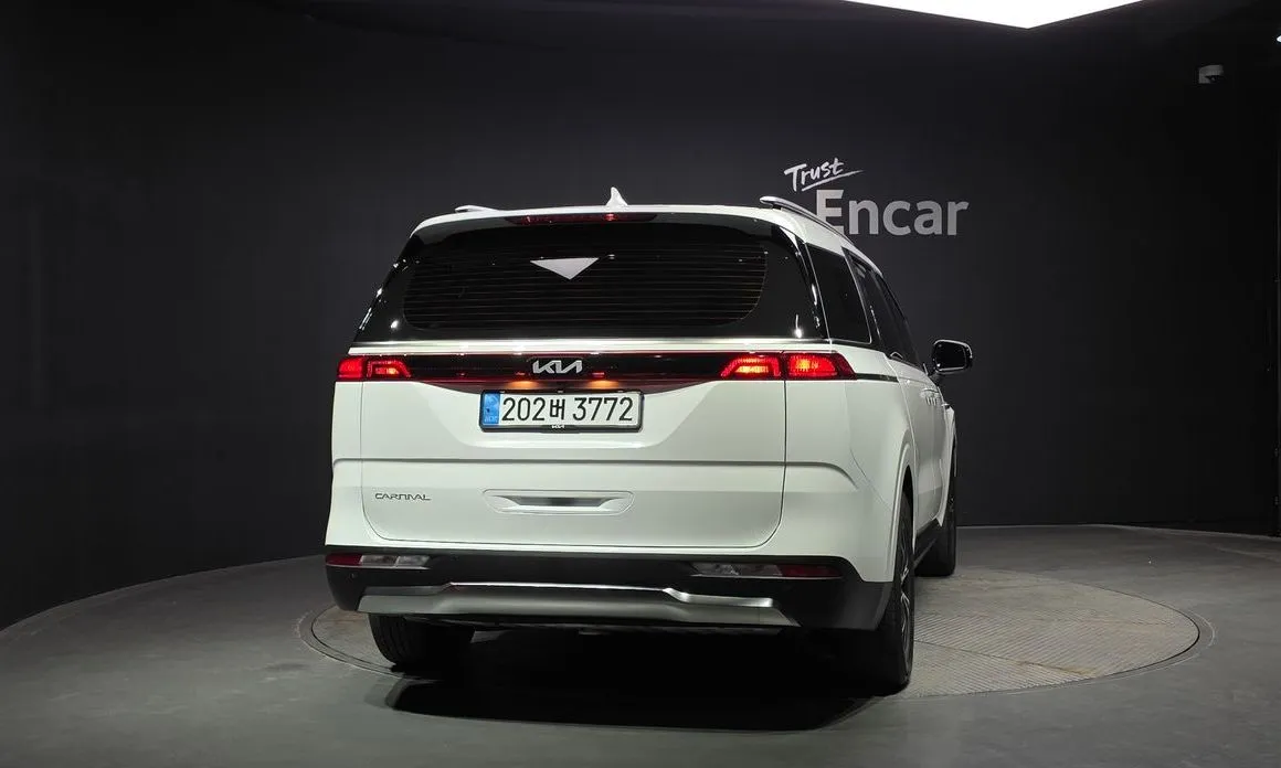 Kia Carnival 2023 из KR, фото 4