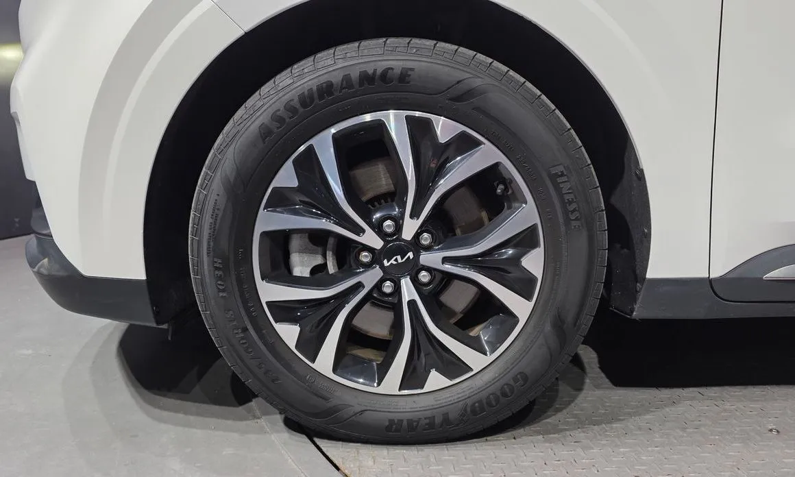 Kia Carnival 2023 из KR, фото 6