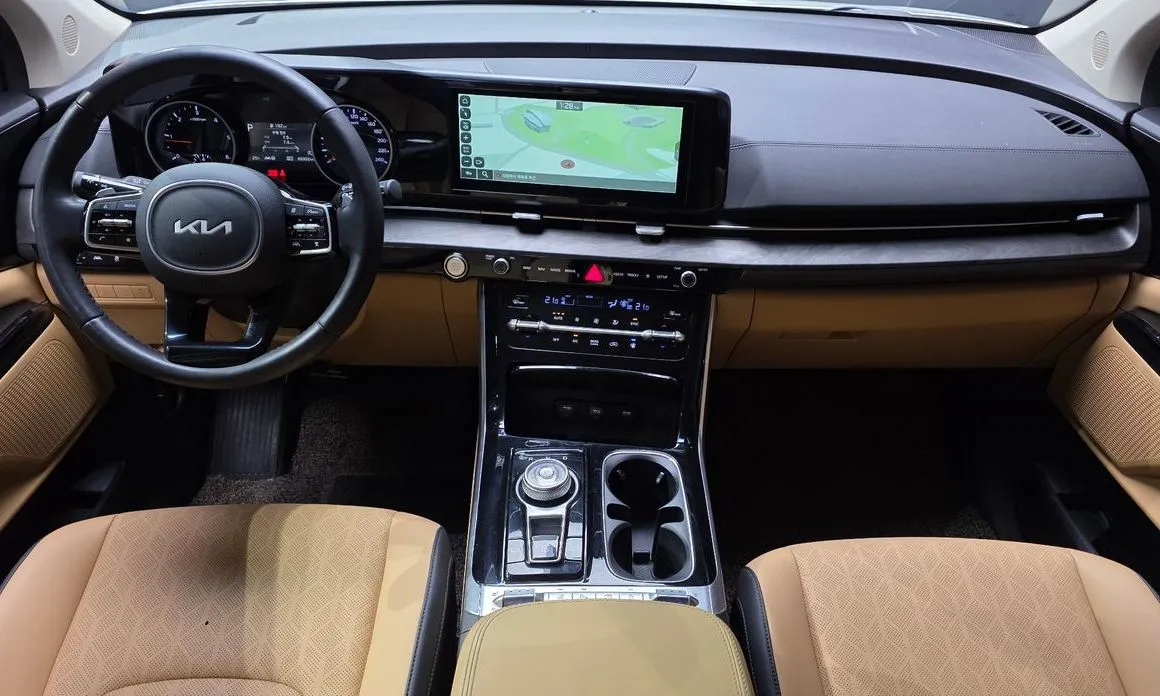 Kia Carnival 2023 из KR, фото 10