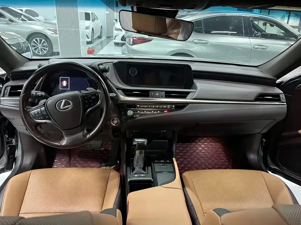 Lexus ES 2021 из CN, фото 9