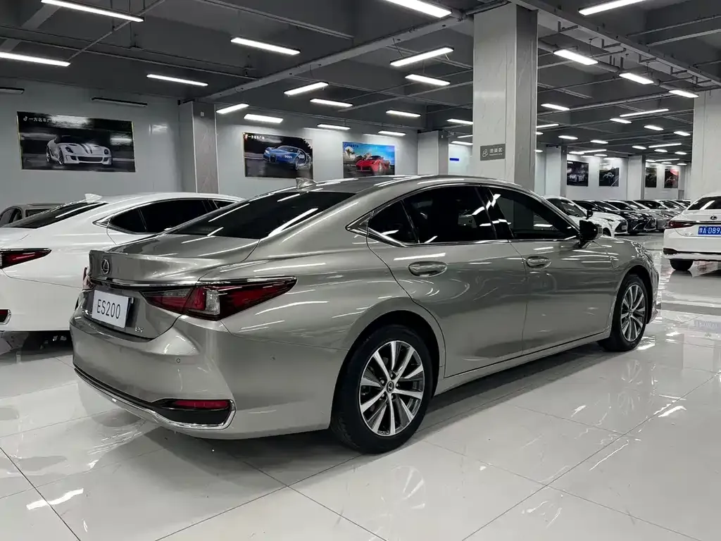 Lexus ES 2021 из CN, фото 8