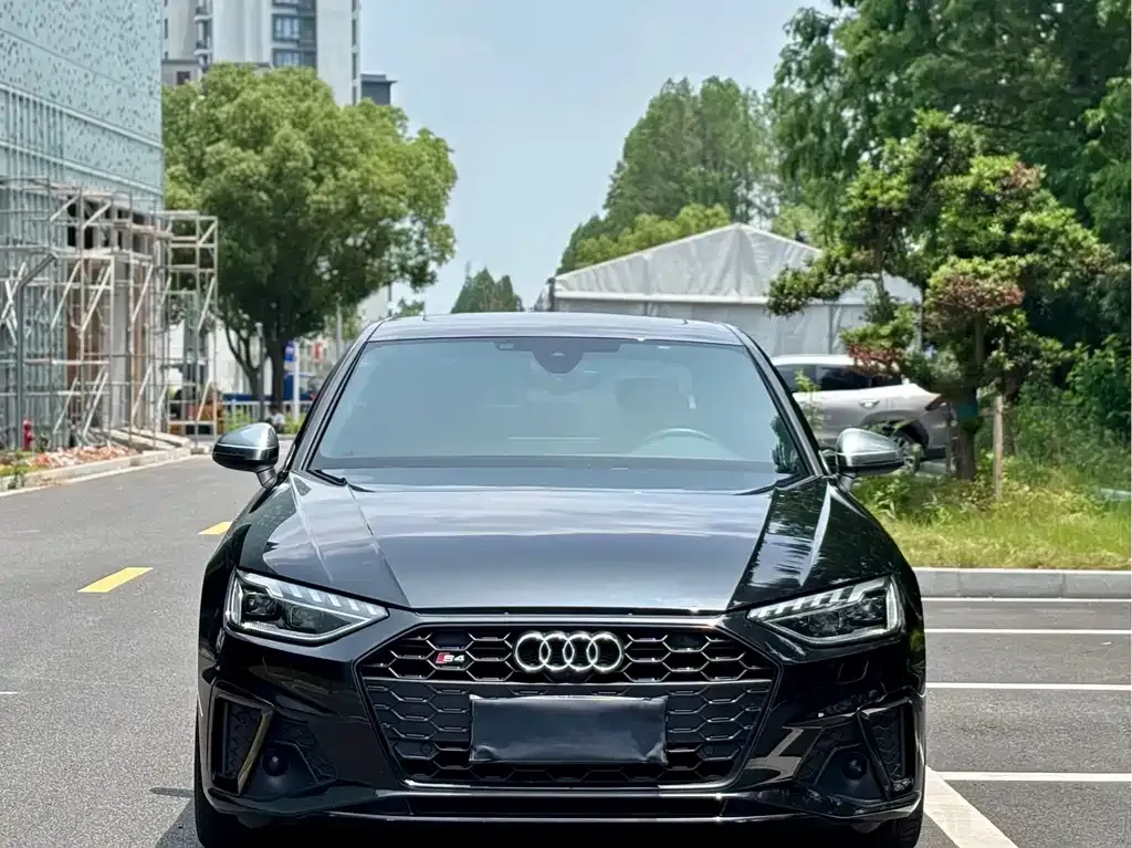 Audi S4 — фото 5