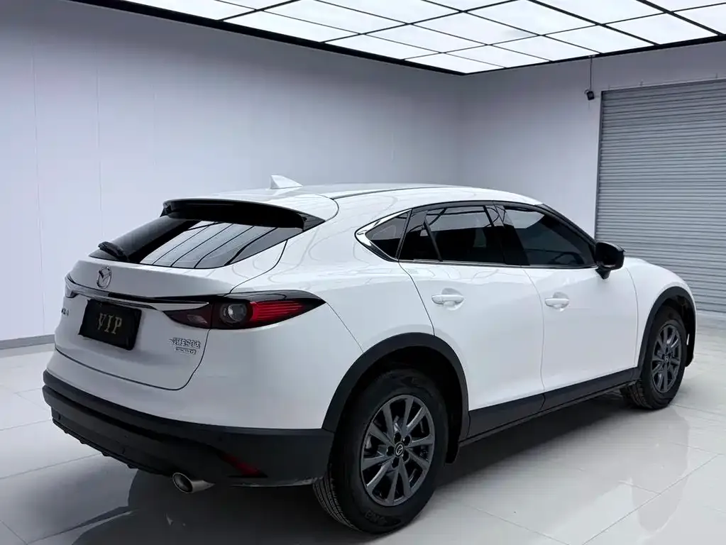 Mazda CX-4 — фото 8