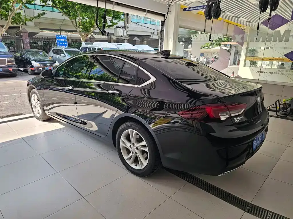 Buick Regal — фото 5