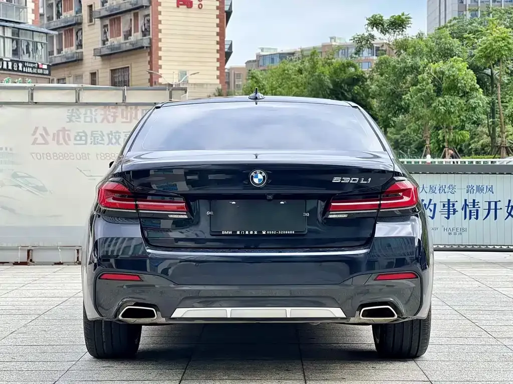 BMW 5 Series — фото 3