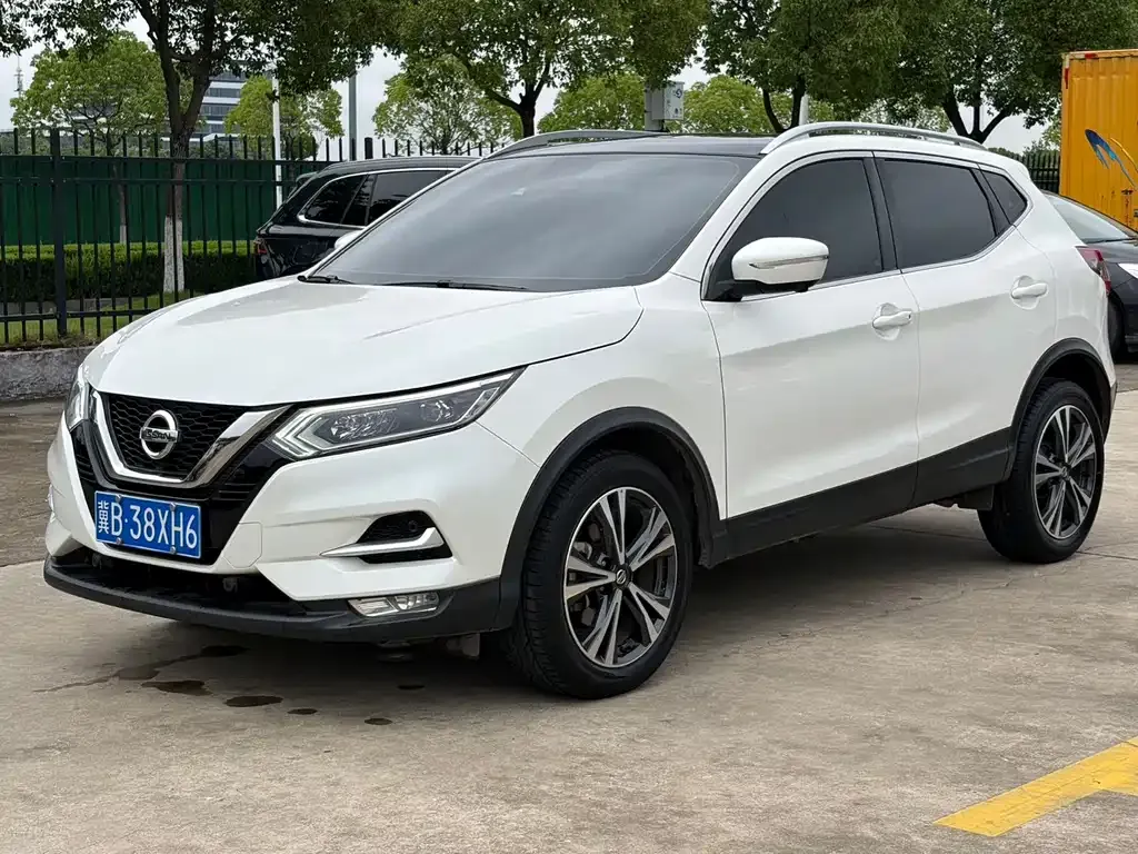 Nissan Qashqai — фото 3