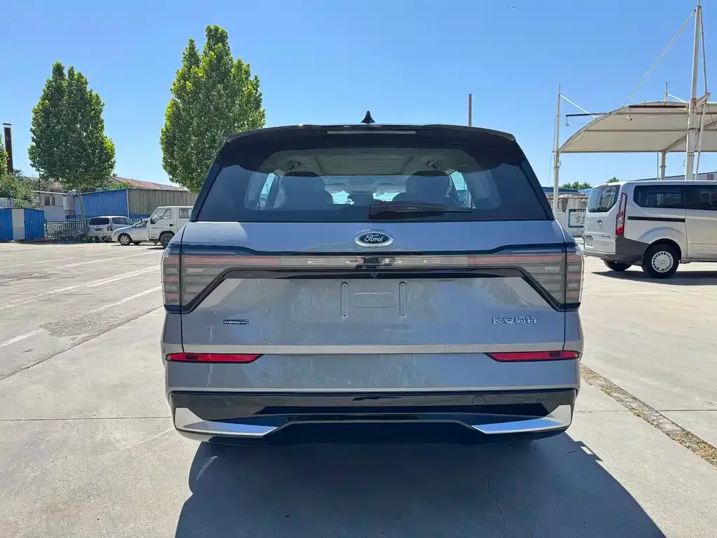 Ford Edge — фото 6