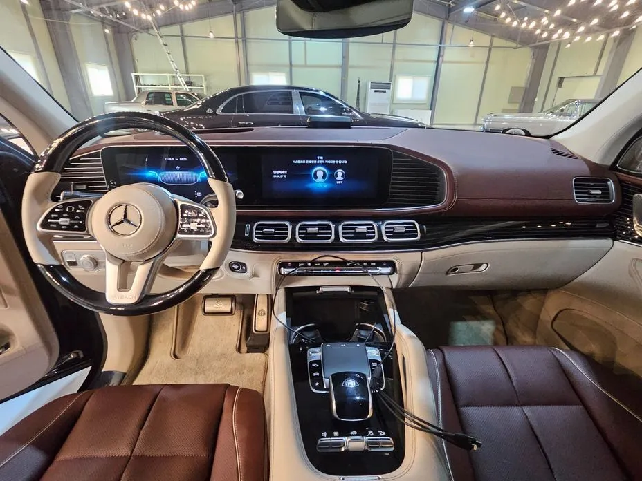 Mercedes-Benz GLS-Class 2023 из KR, фото 2