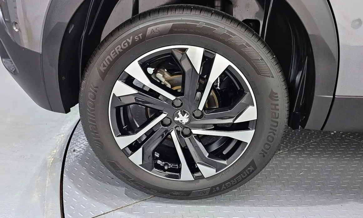 Peugeot 2008 2023 из KR, фото 5