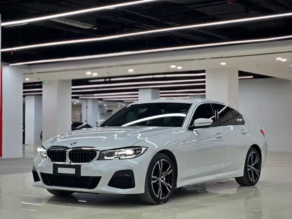 BMW 3 Series — фото 1