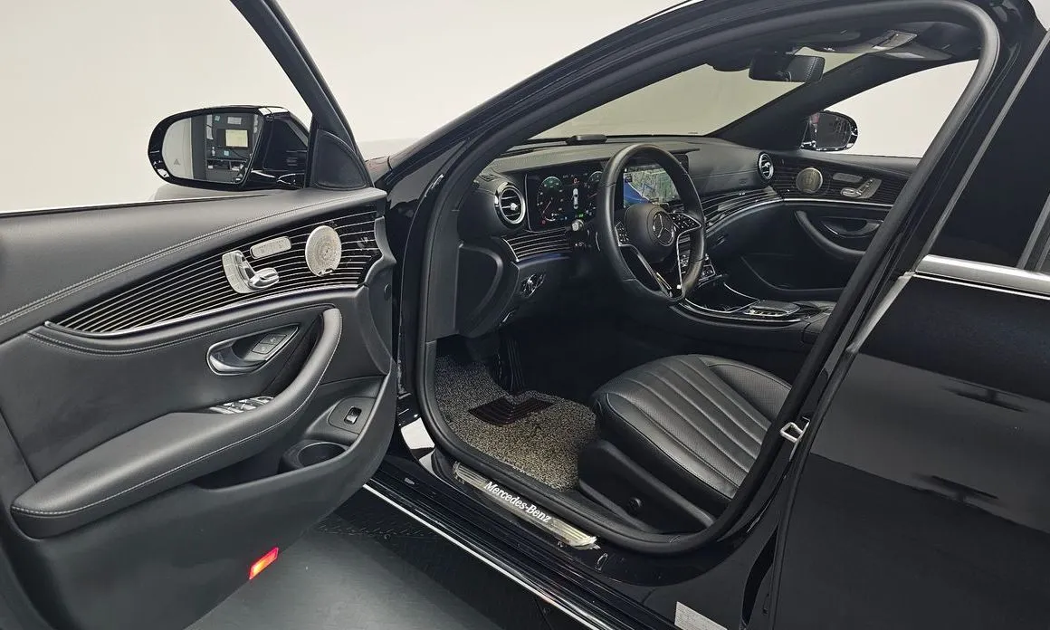 Mercedes-Benz E-Class 2023 из KR, фото 9