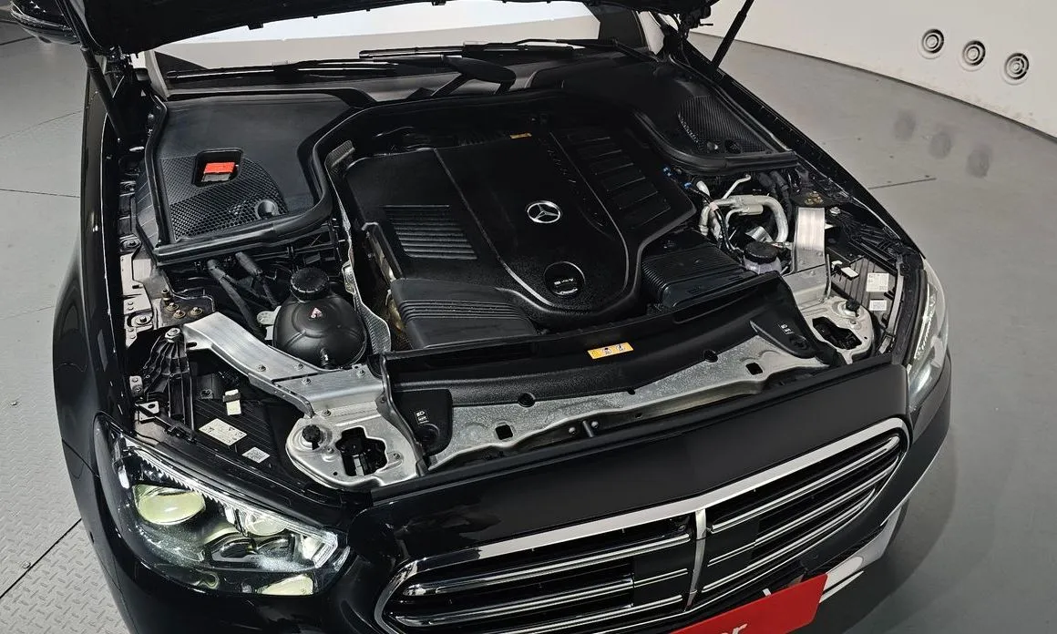 Mercedes-Benz E-Class 2023 из KR, фото 10