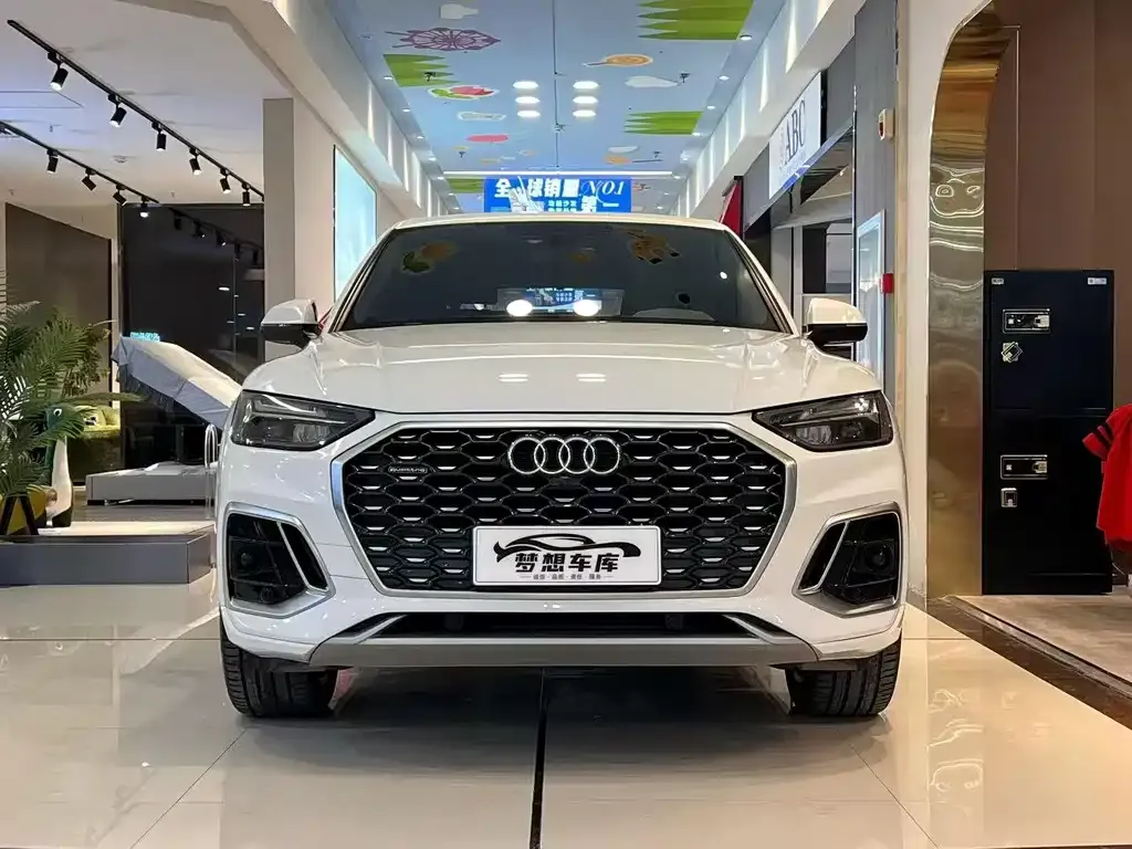 Audi Q5L Sportback 2021 из CN, фото 7