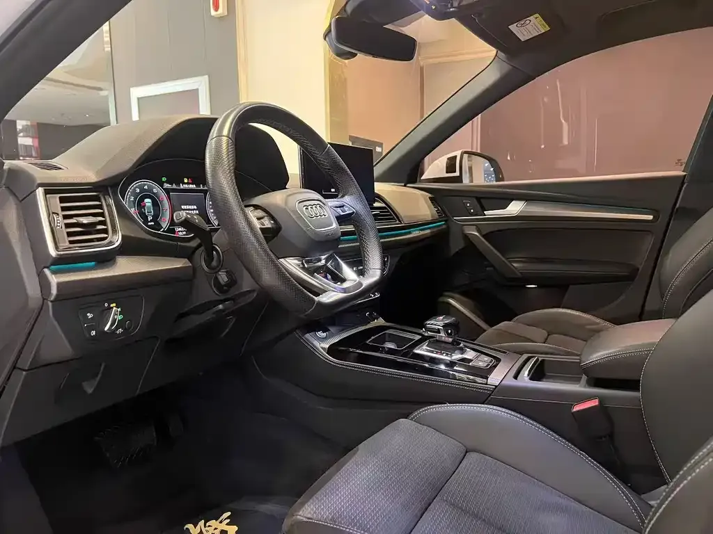Audi Q5L Sportback 2021 из CN, фото 4