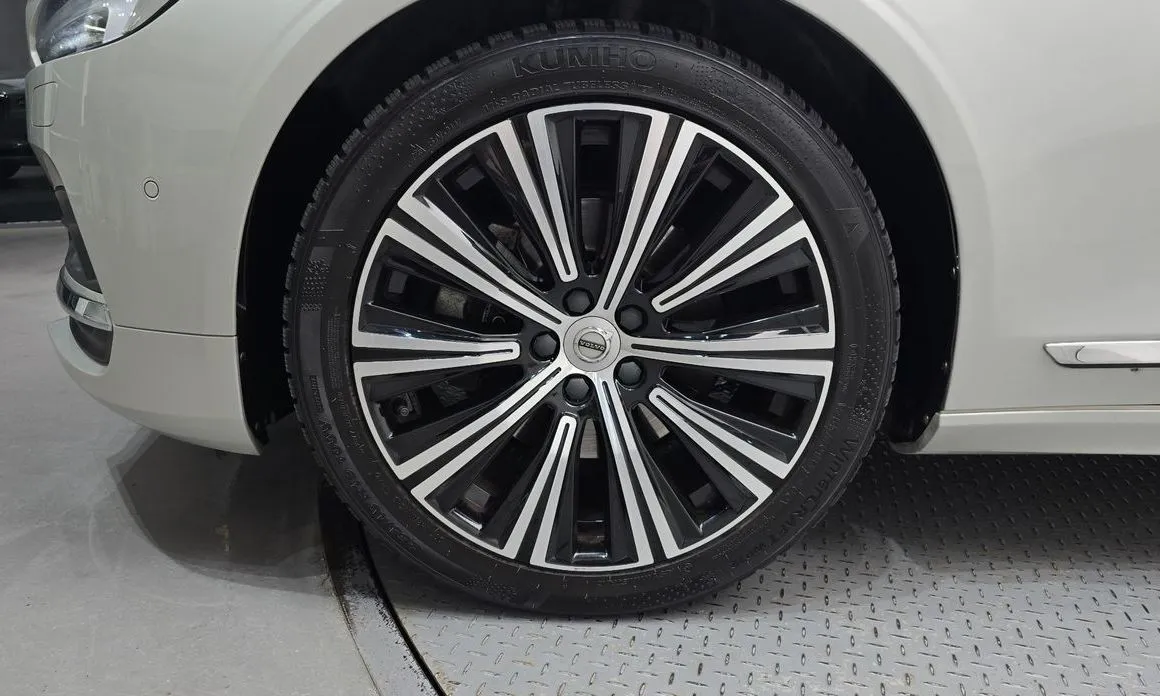 Volvo S90 2021 из KR, фото 4