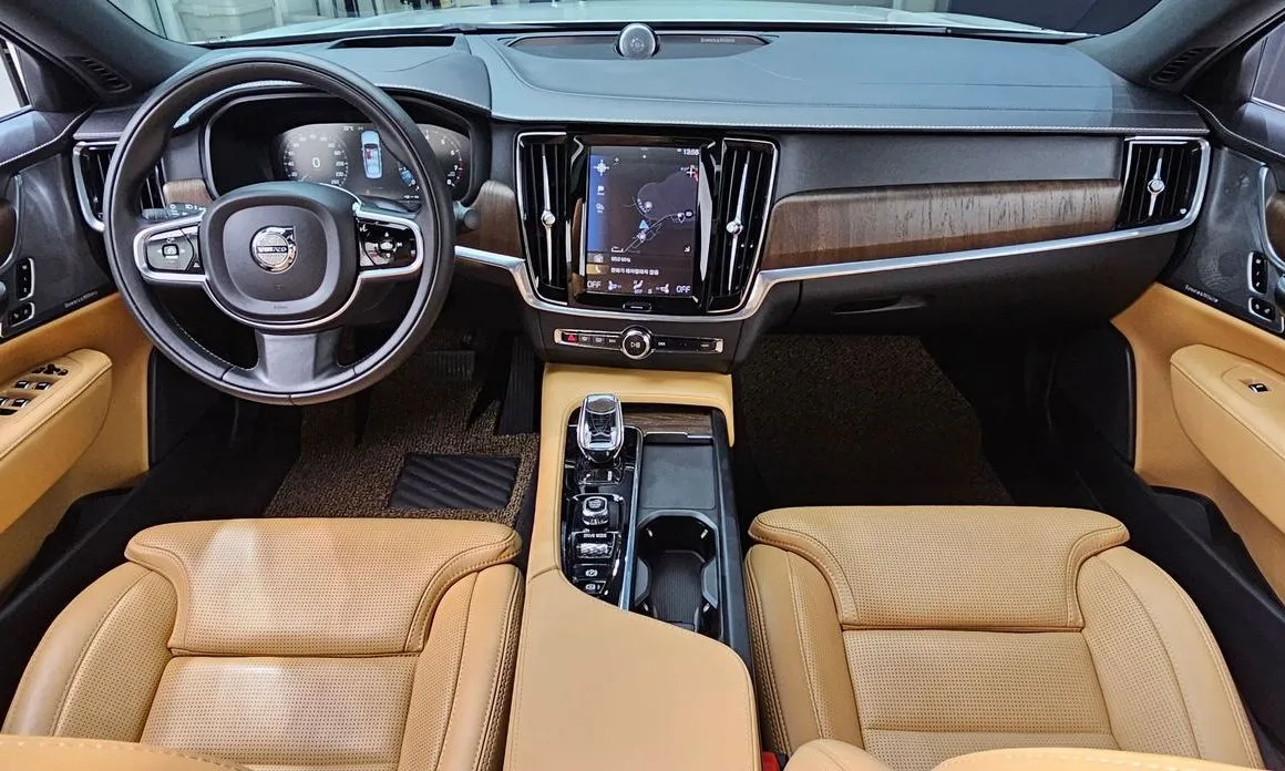 Volvo S90 2021 из KR, фото 6