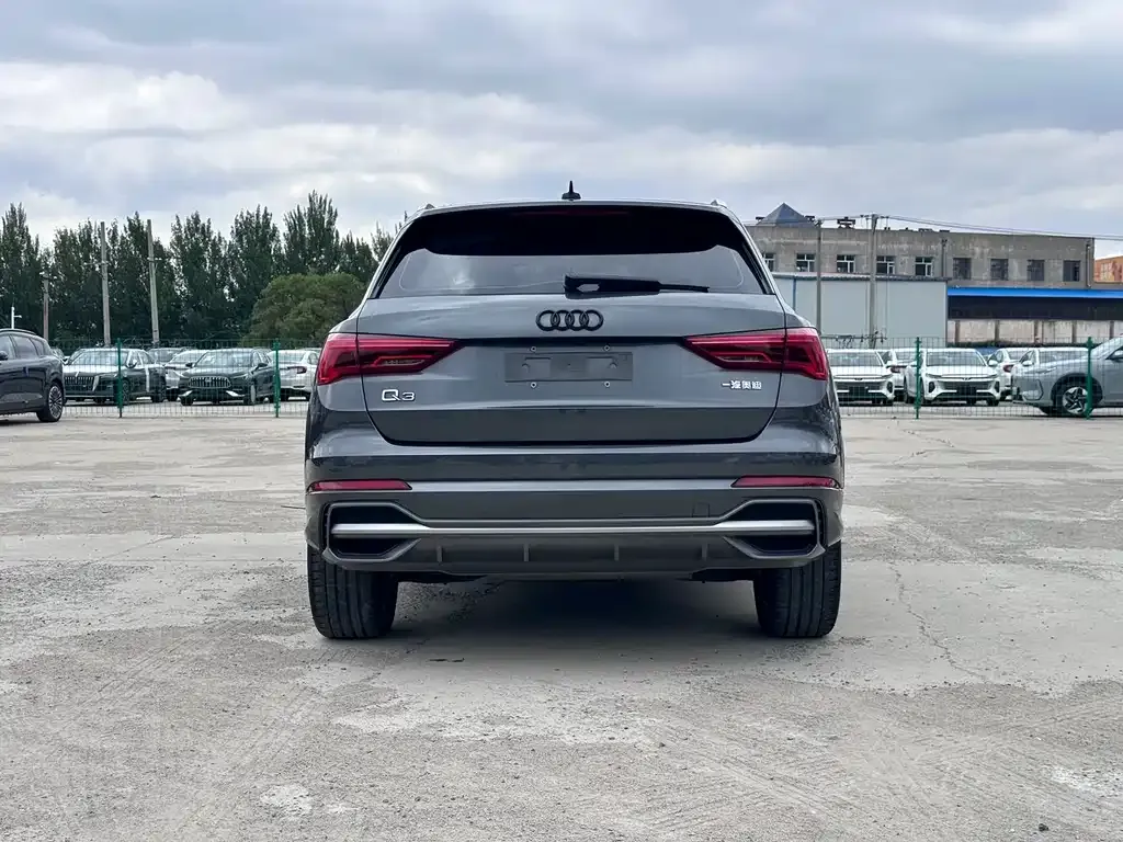 Audi Q3 — фото 3