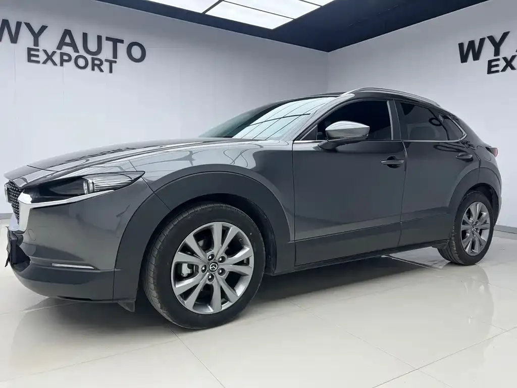 Mazda CX-30 — фото 1