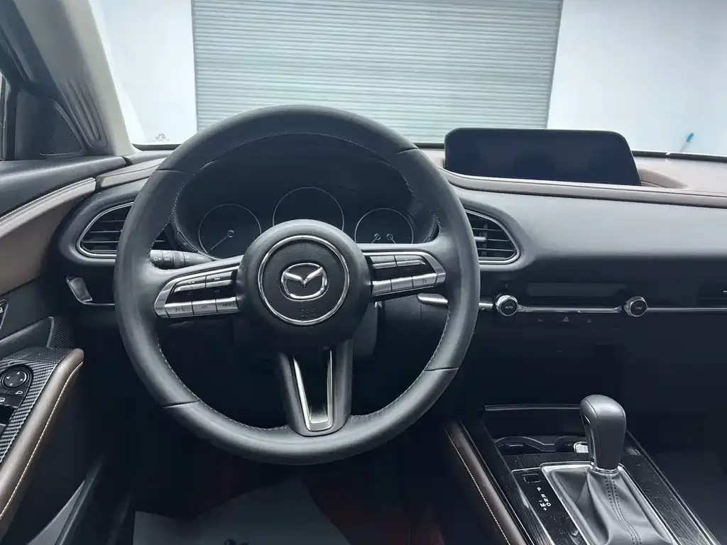 Mazda CX-30 — фото 9