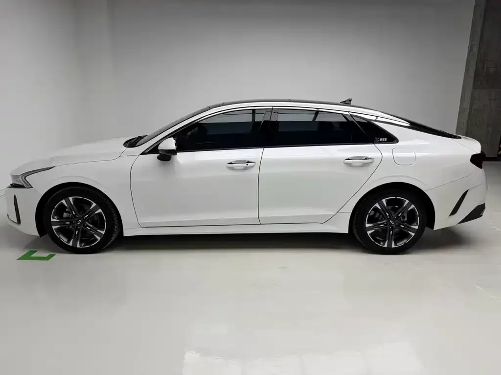 Kia K5 2021 из CN, фото 3