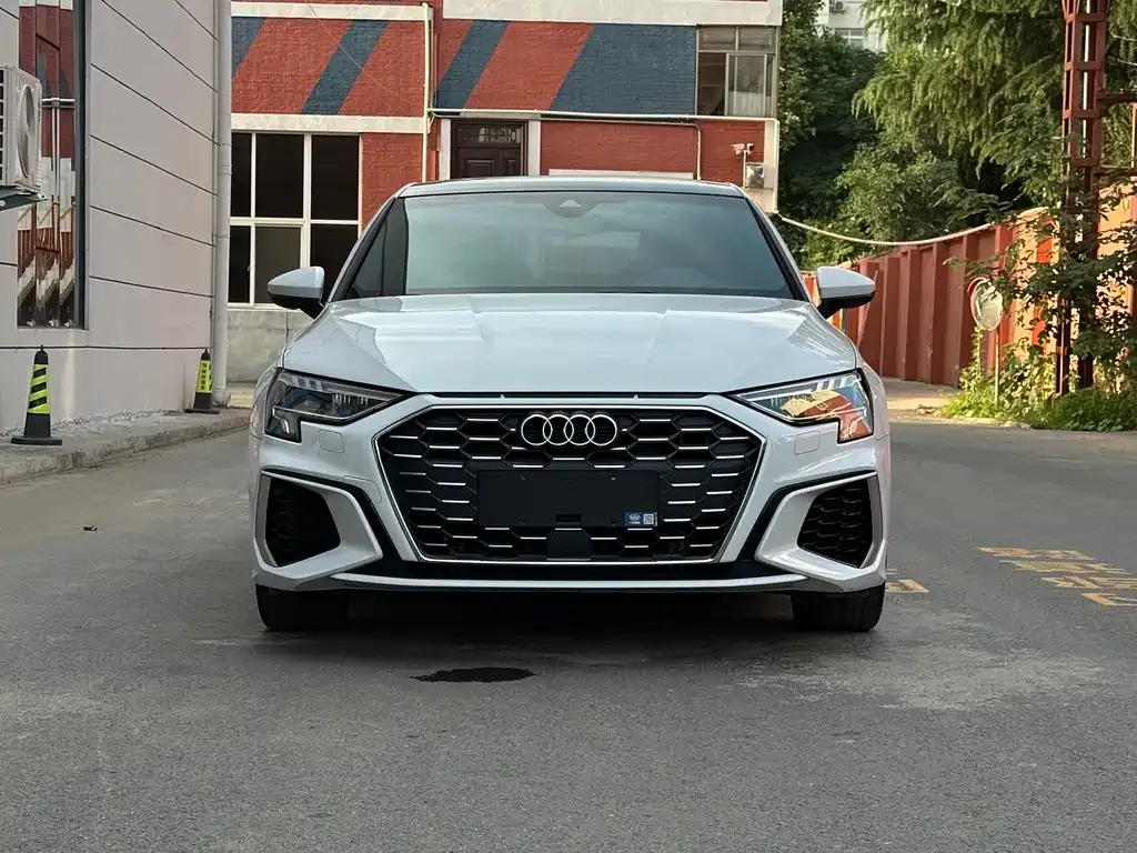 Audi A3 — фото 8