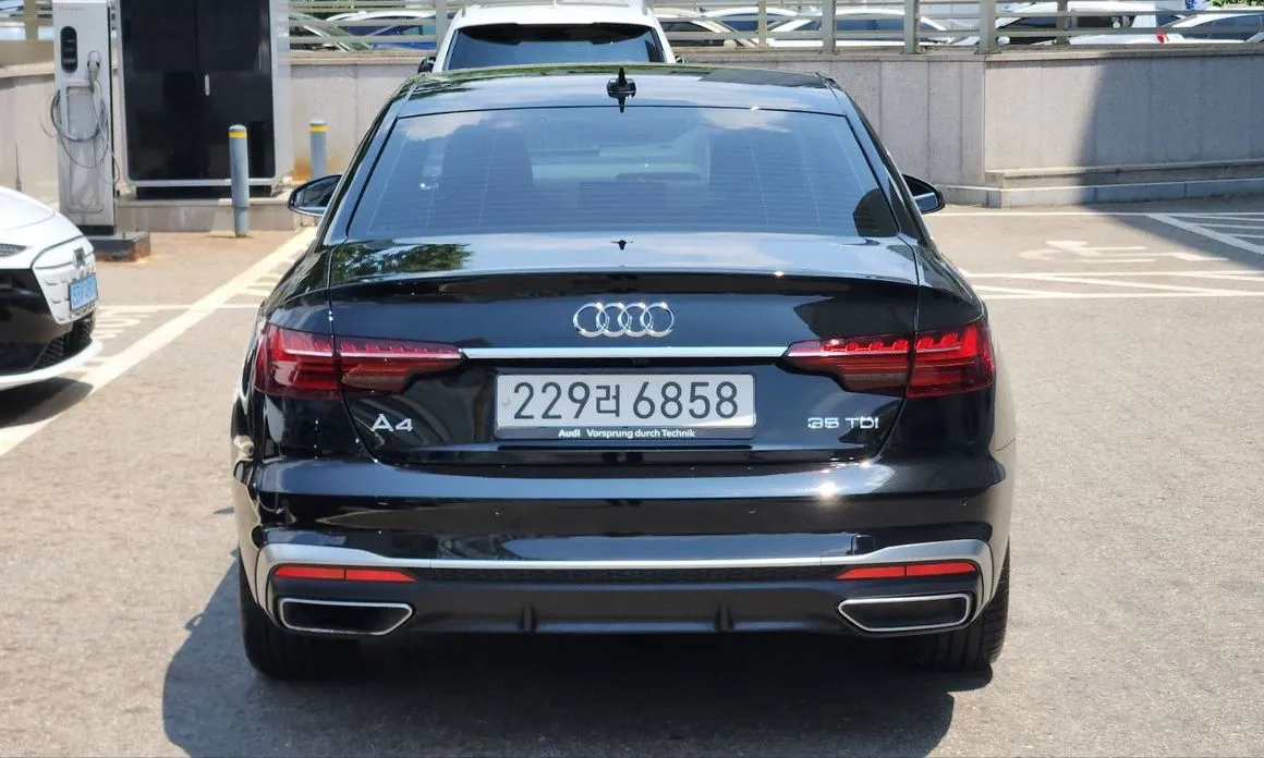 Audi A4 2023 из KR, фото 6