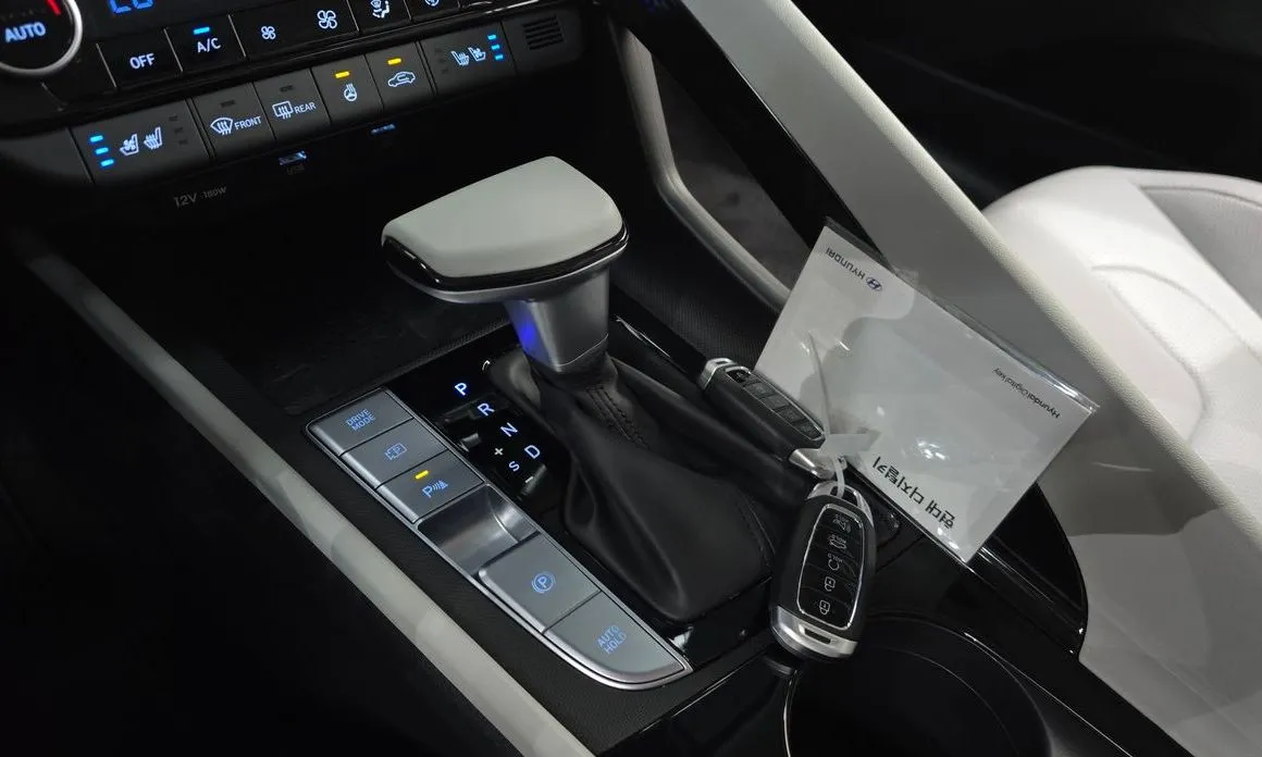Hyundai AVANTE 2022 из KR, фото 6