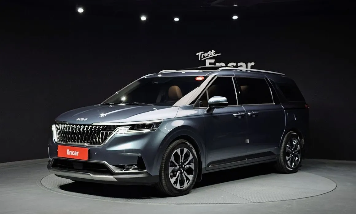 Kia Carnival 2023 из KR, фото 1