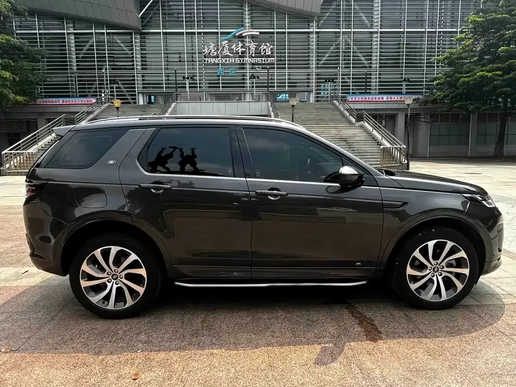 Land Rover Discovery Sport — фото 2