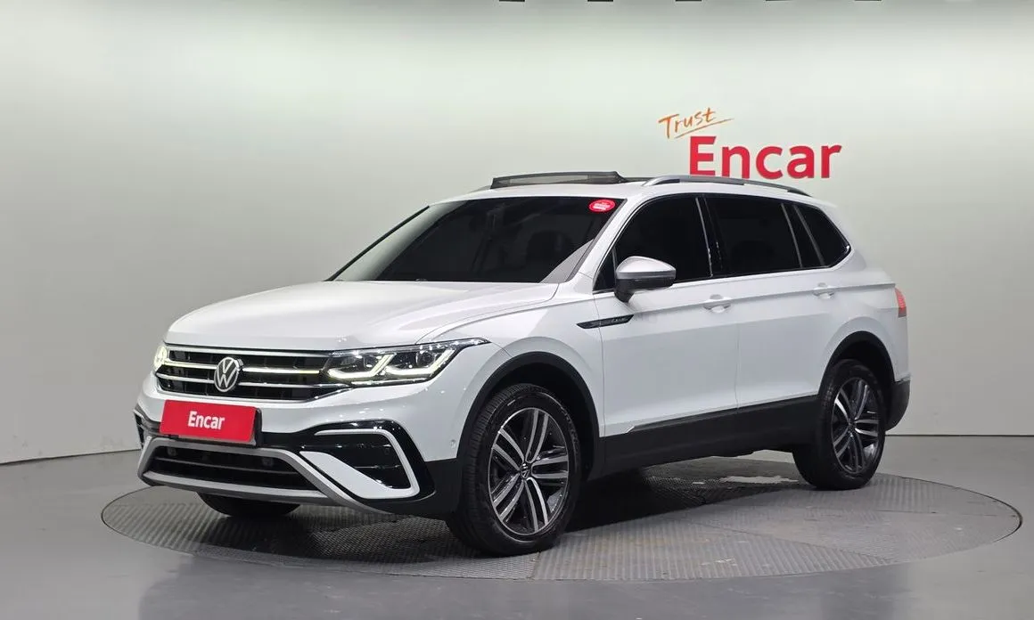 Volkswagen Tiguan — фото 1