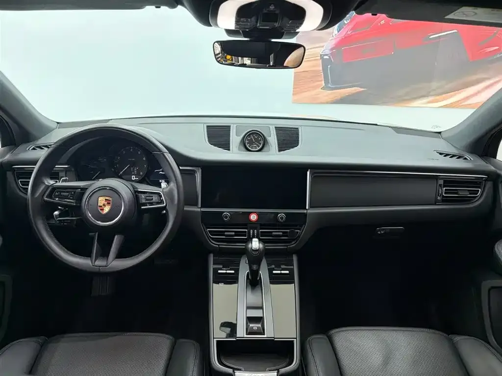 Porsche Macan — фото 7