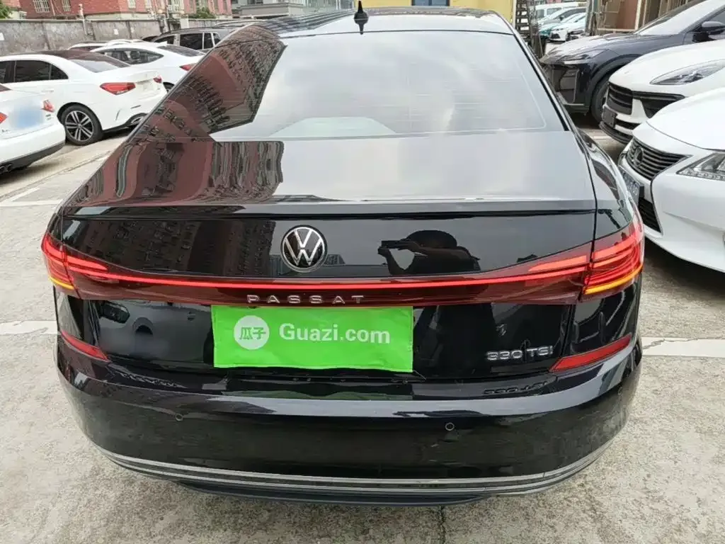 Volkswagen Passat — фото 6