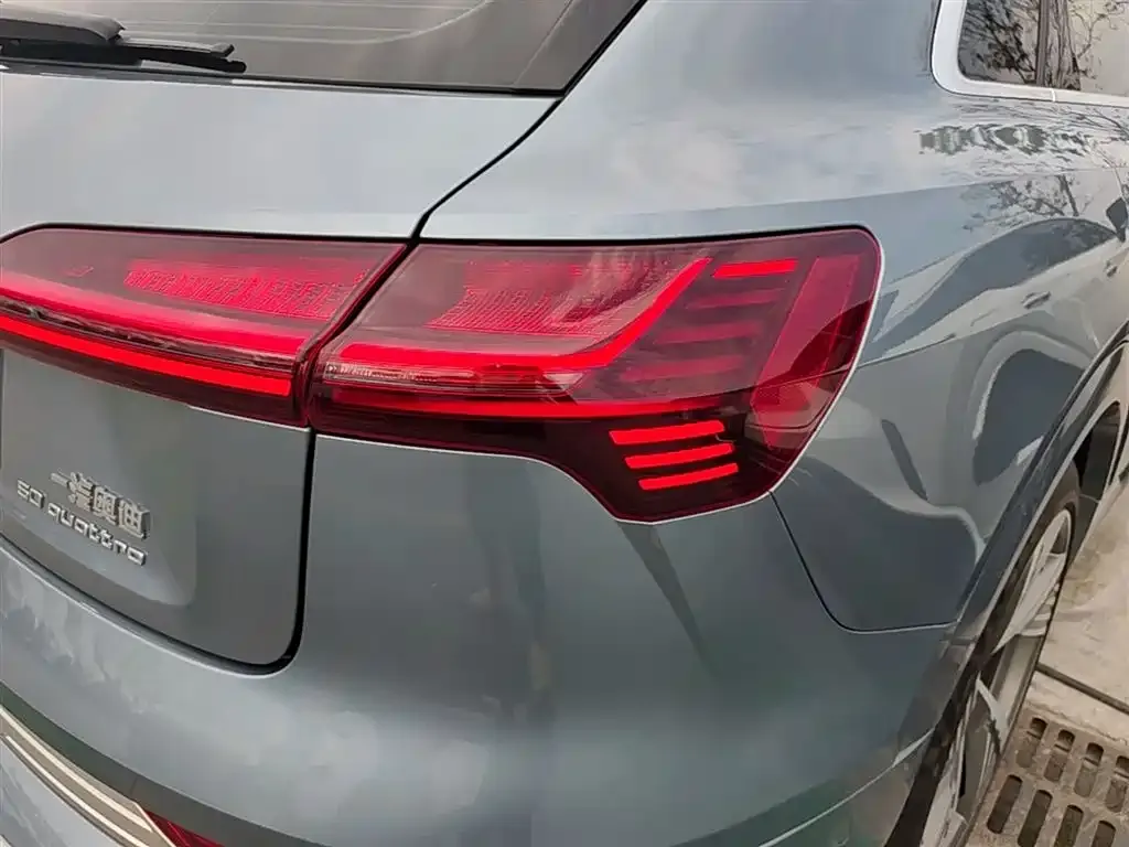 Audi e-tron 2021 из CN, фото 8