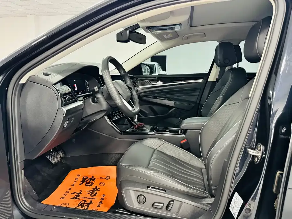 Volkswagen Passat — фото 9